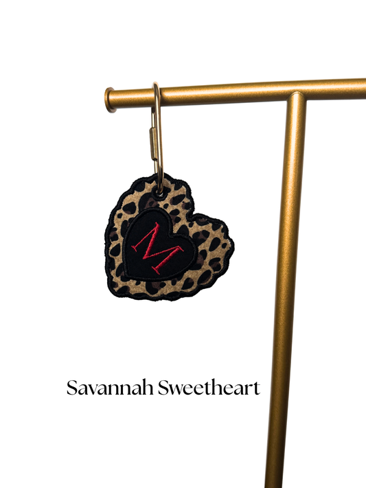 Double Heart Scalloped Bag Tag