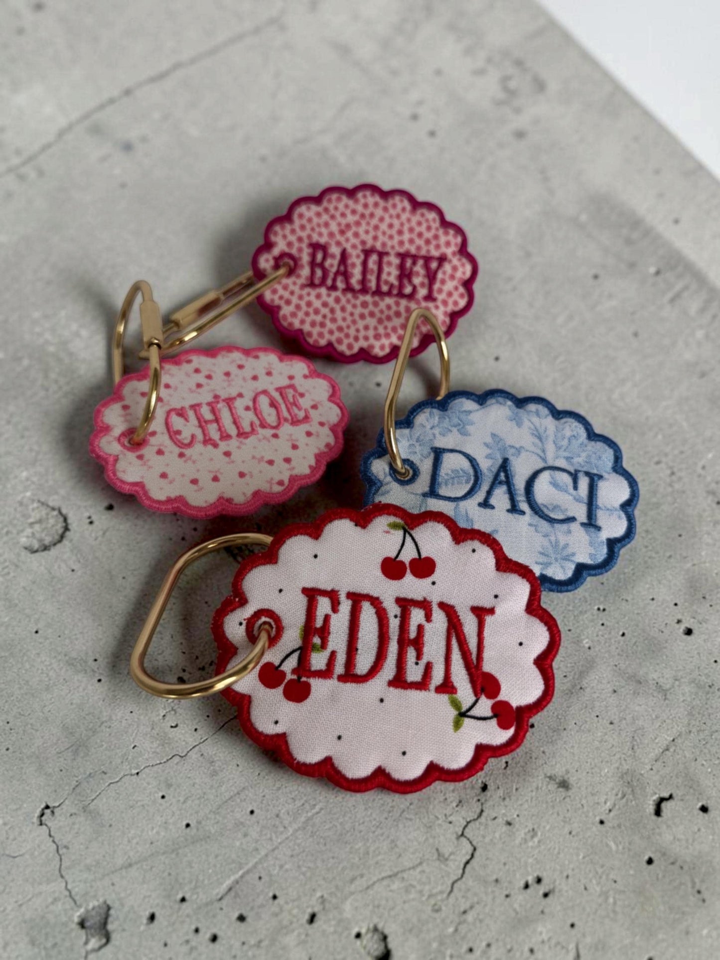 Personalized Embroidered Name Bag Tag | Custom Scalloped Keychain | Gift for Moms & Kids